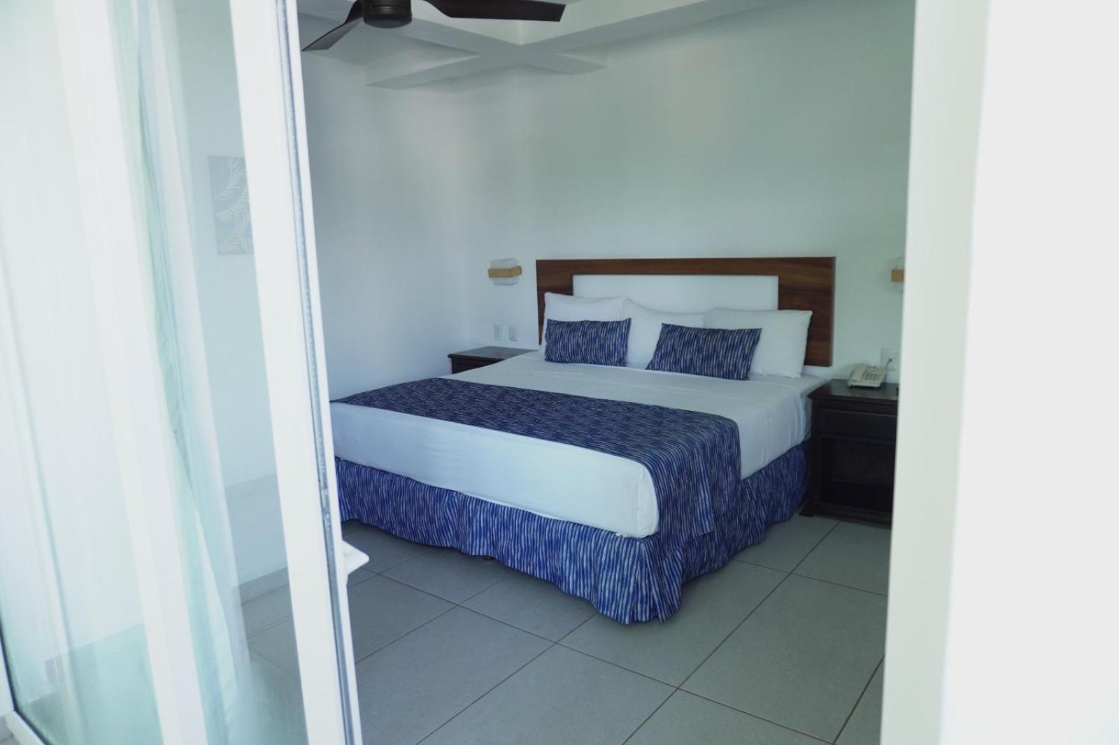 Casablanca Resort Rincon de Guayabitos Exteriör bild