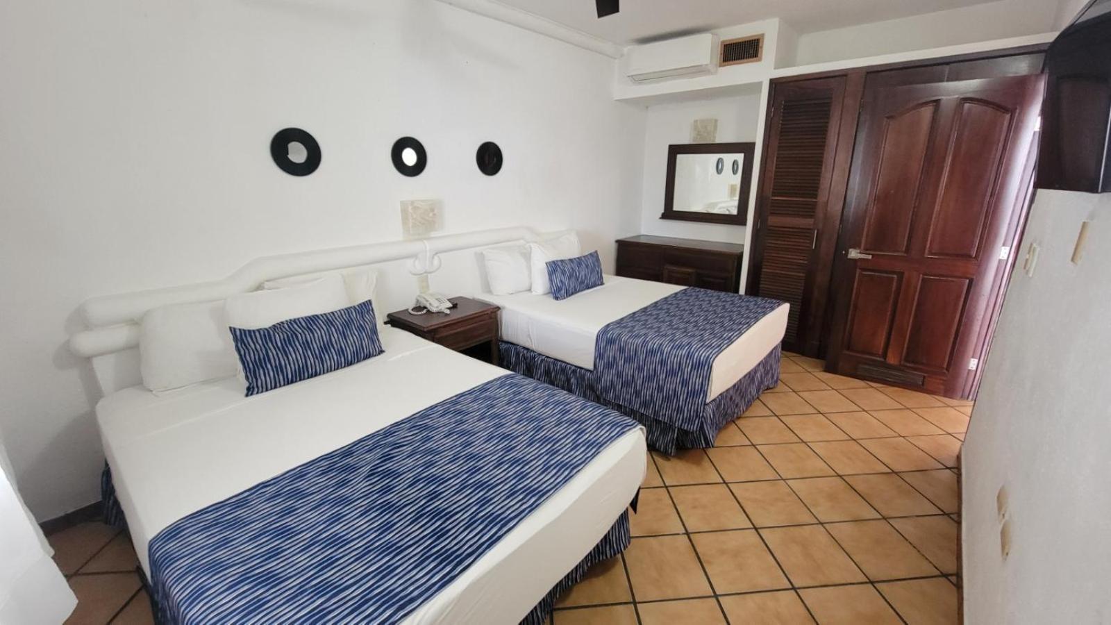 Casablanca Resort Rincon de Guayabitos Exteriör bild